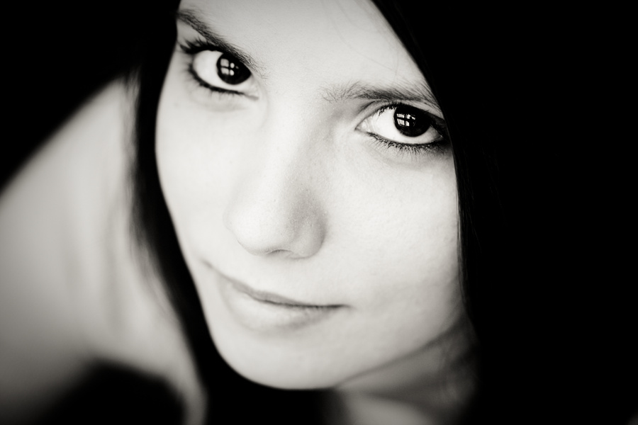 A little smile in black and white