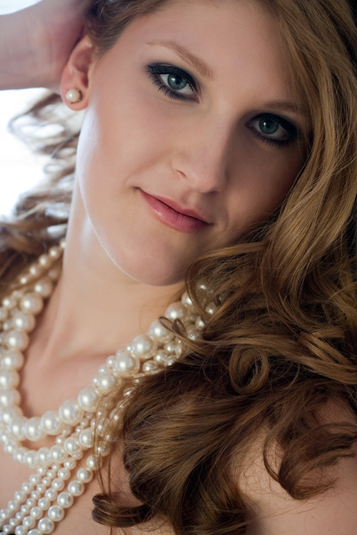 Like a string of pearls 2.